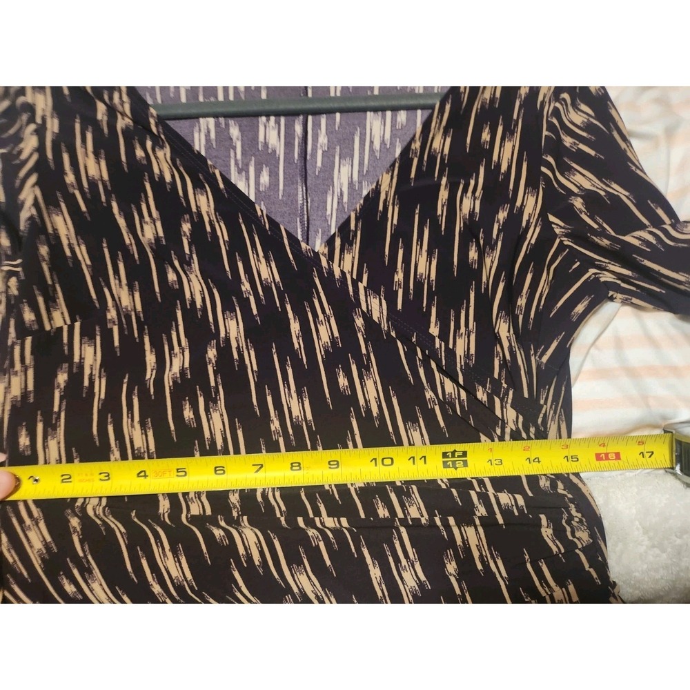 Kasper~Rich Black/Stone~Side Ruched~ Faux Wrap~Stretch Jersey Dress ,Size 10 - Picture 8 of 15